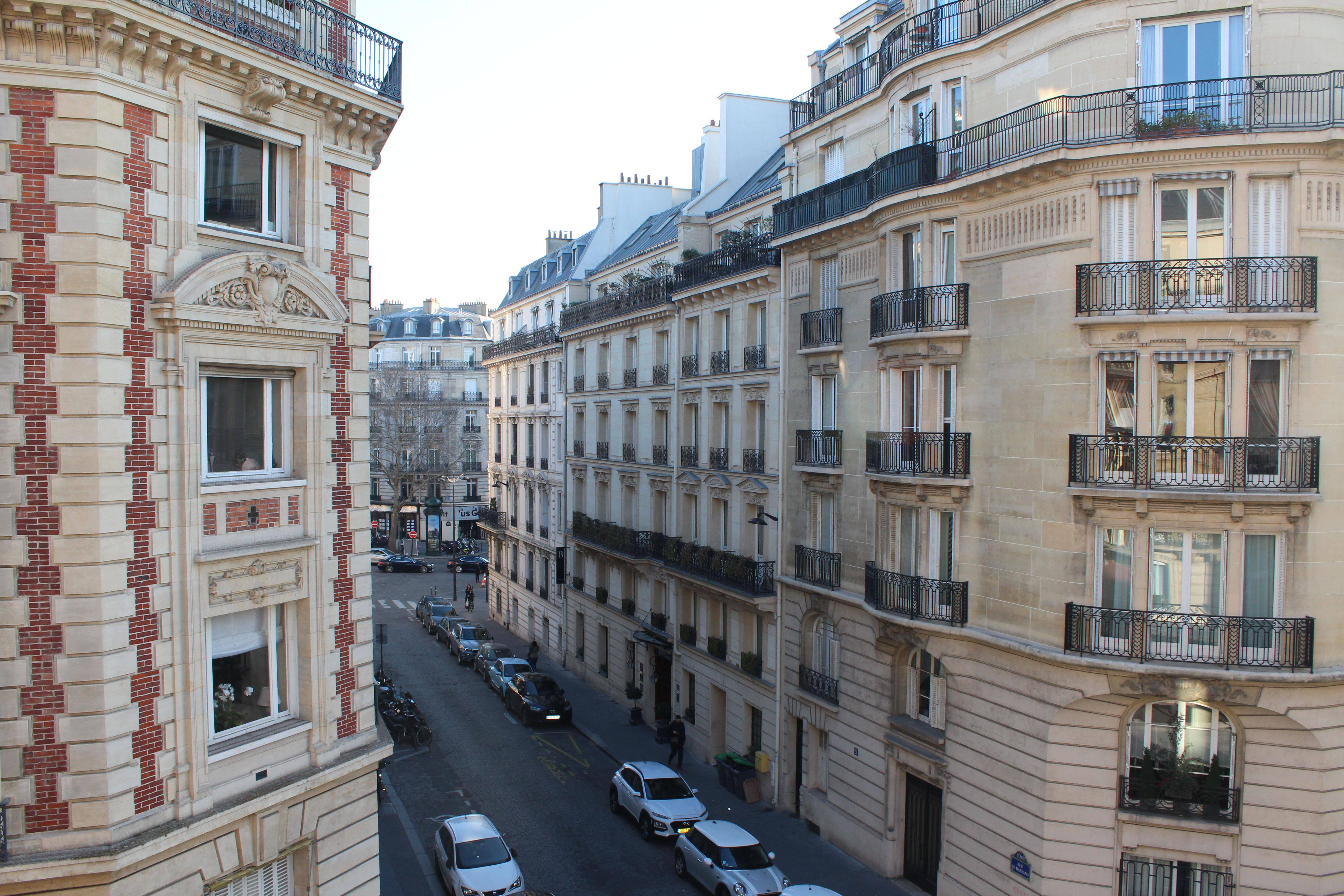 Hôtel Bassano Paris Exterior foto